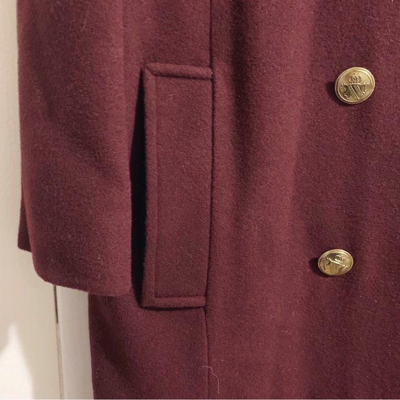 London Fog size 10 petite plum double-breasted peacoat - gorgeous gold buttons - Picture 5 of 10